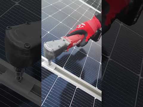 &quot;Revolutionary Solar Panel Fitting Machine: Fast, Efficient &amp; Game-Changing!&quot;