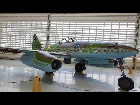 Me-262: Hitler’s Secret Jet That Changed Air Warfare Forever!