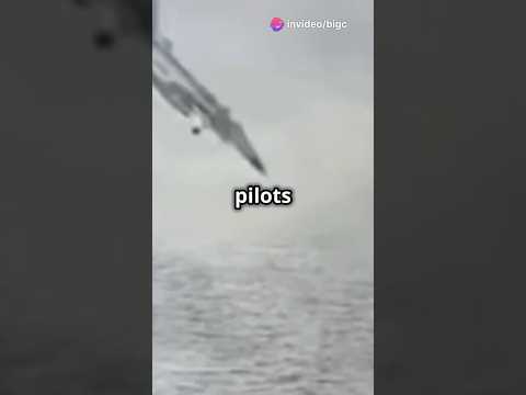 Dramatic Navy Jet Crash in San Diego Bay!
